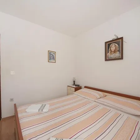 Mira Apartment *