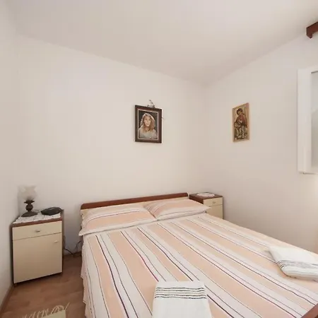 Mira Apartment *